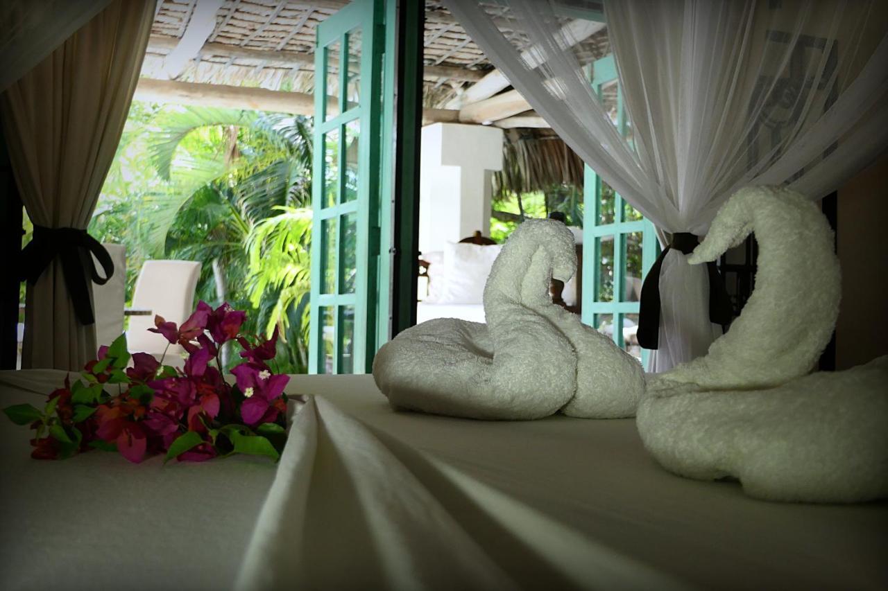 Nyumba Ya Paka Boutique Hotel マリンディ エクステリア 写真