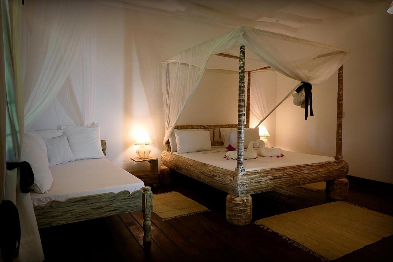 Nyumba Ya Paka Boutique Hotel マリンディ エクステリア 写真