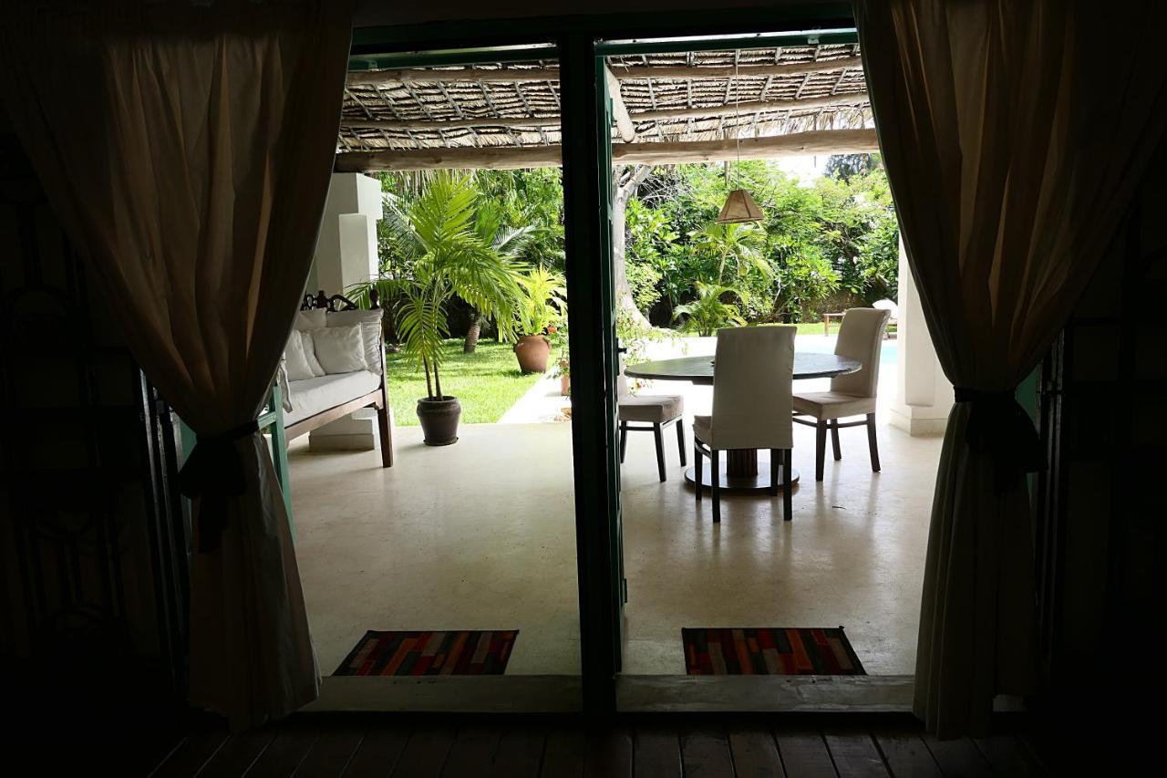 Nyumba Ya Paka Boutique Hotel マリンディ エクステリア 写真