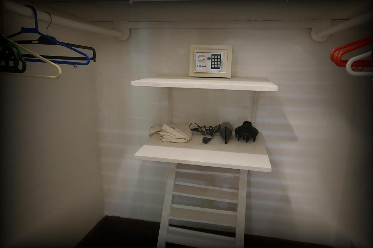 Nyumba Ya Paka Boutique Hotel マリンディ エクステリア 写真