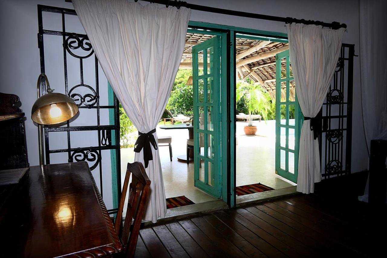 Nyumba Ya Paka Boutique Hotel マリンディ エクステリア 写真